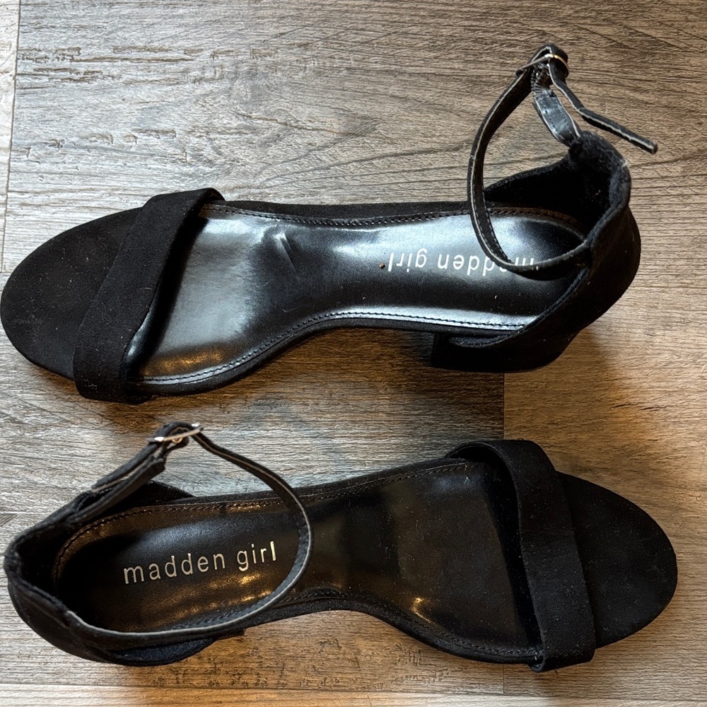 Madden Girl Black Block Heel Sandals - Picture 2 of 5